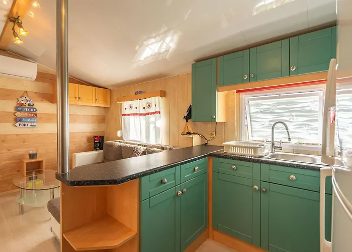 Mobil 6p - Pres De La Сasa de vacaciones