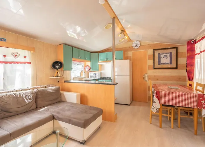 Mobil 6p - Pres De La *